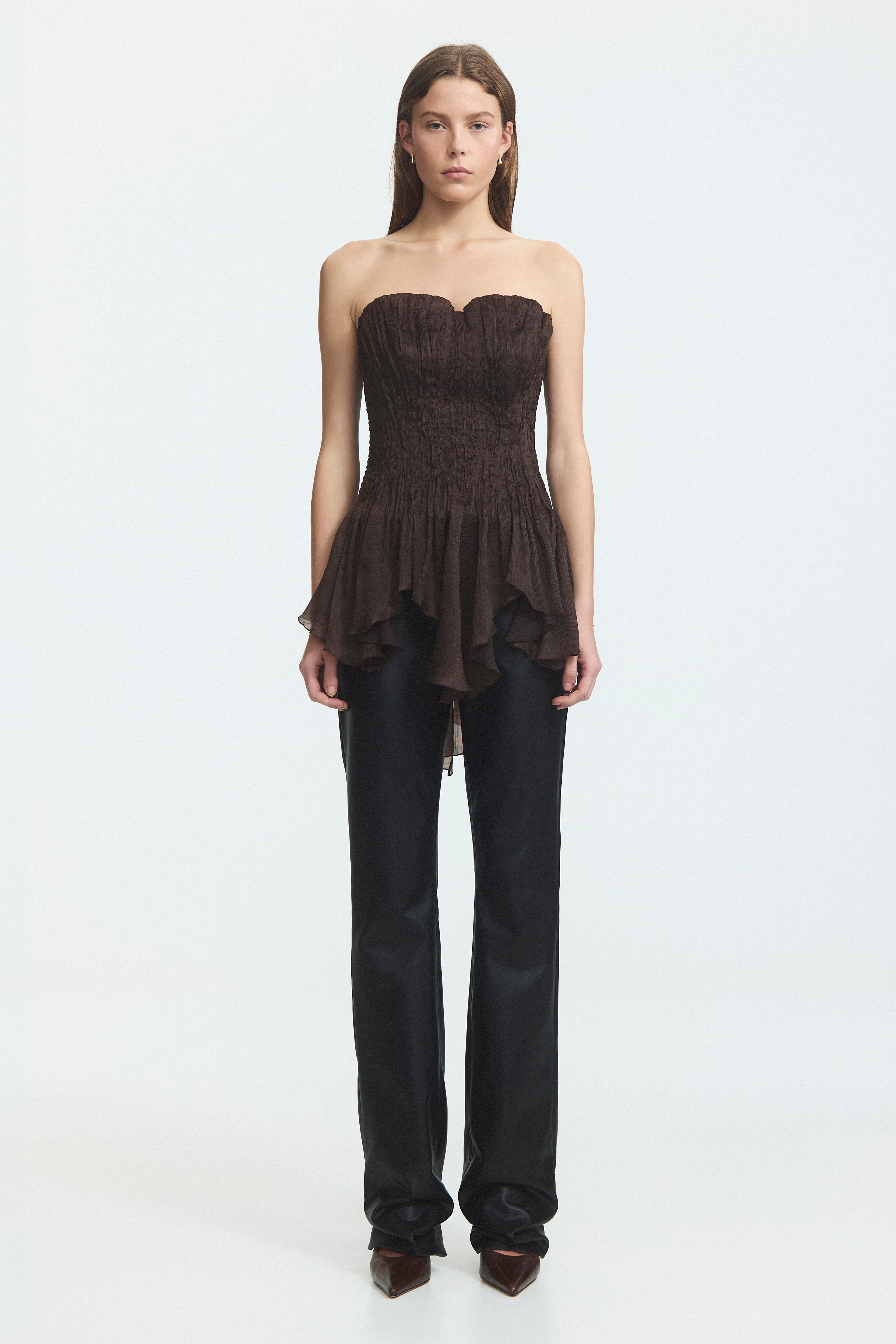 Nisha Bustier